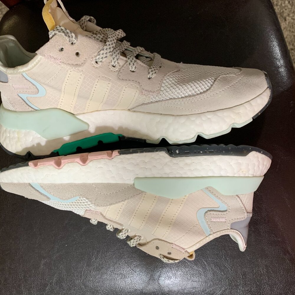 adidas women's size 7 1/2                      used/good condition